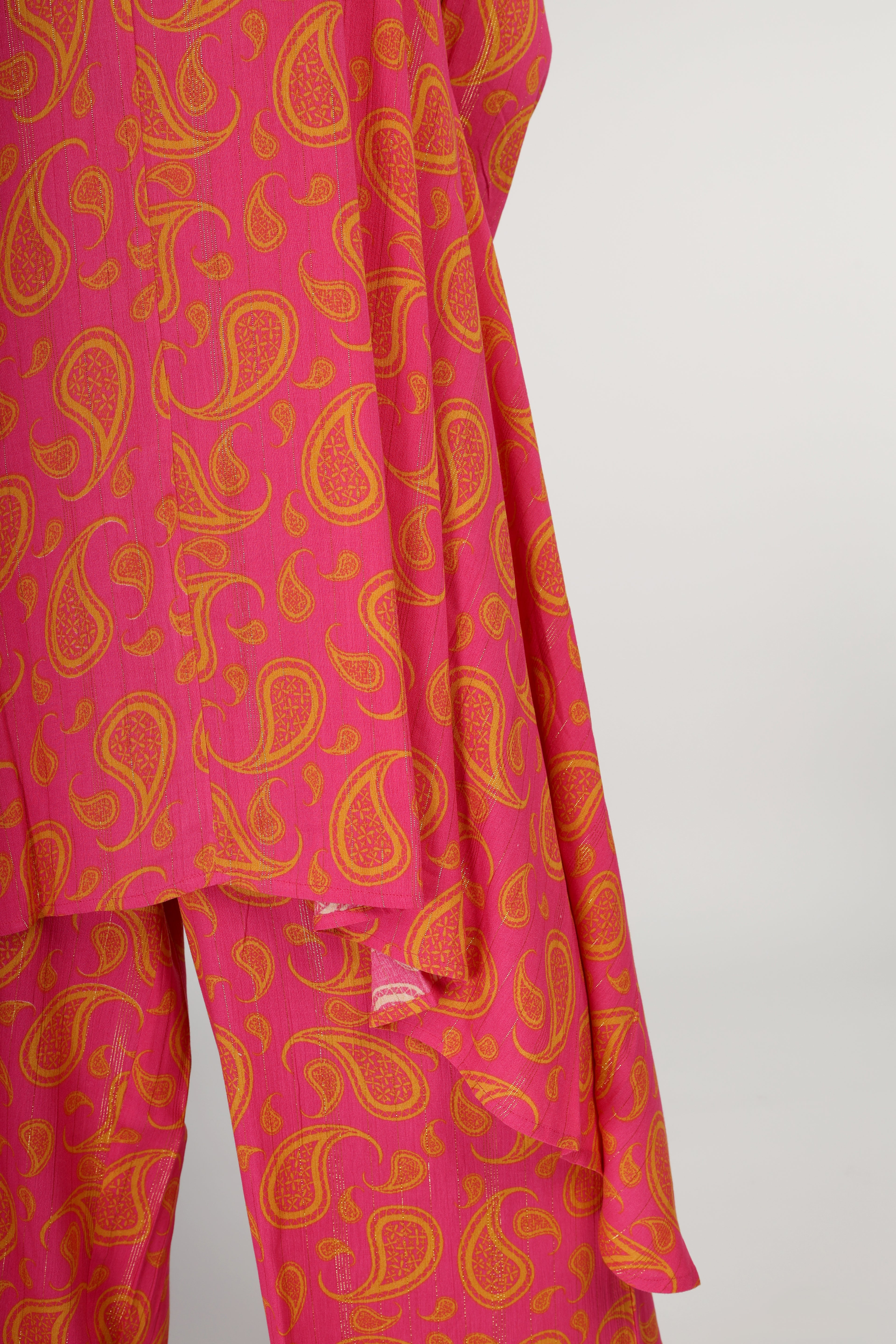 Paisley set